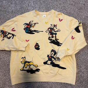 Disney Unisex XL Halloween Crew Neck Sweatshirt